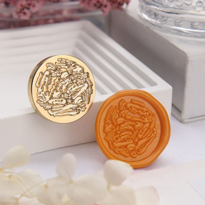 „Pasidaryk pats“ vokų albumai „Pasidaryk pats“ sužadėtuvės Iškarpų albumo dekoravimas Ugnies dažų antspaudas Antspaudas Reljefinis antspaudas Vaško antspaudas Antspaudas