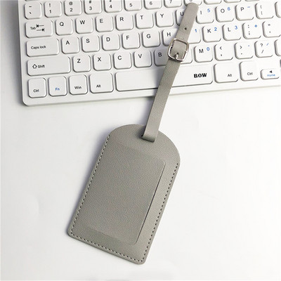 1vnt Nešiojama PU odinė bagažo etiketė Lagamino identifikatorius Etiketė Bagažo įlaipinimo krepšio etiketė Pavadinimas ID Adreso laikiklis Kelionių priedai