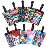 1db Utazási kiegészítők Kreatív geometriai mintázatú PVC beszállókártya poggyászcímke azonosító címek poggyásztartó hordozható címke