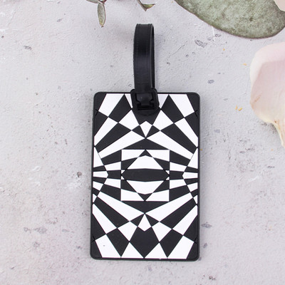 1db Utazási kiegészítők Kreatív geometriai mintázatú PVC beszállókártya poggyászcímke azonosító címek poggyásztartó hordozható címke