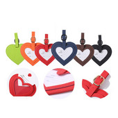 Širdelės formos PU odinė bagažo etiketė Lagamino identifikatorius Etiketė Bagažo įlaipinimo krepšio etiketė Pavadinimas ID Adresas Laikiklis Kelioninis aksesuaras