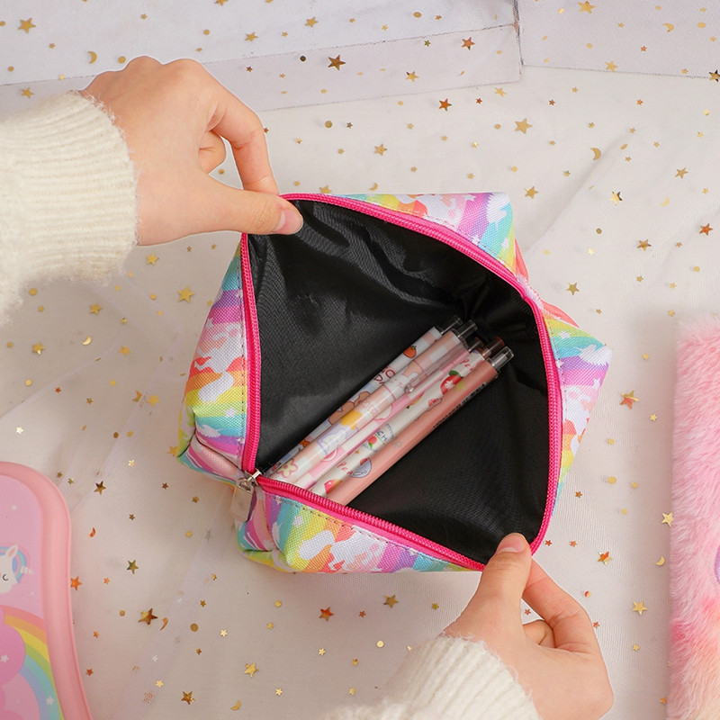 Cartoon Unicorn pliiatsiümbris vikerkaar, suure mahutavusega kirjatarvete hoiukott Meigikoti kingitus