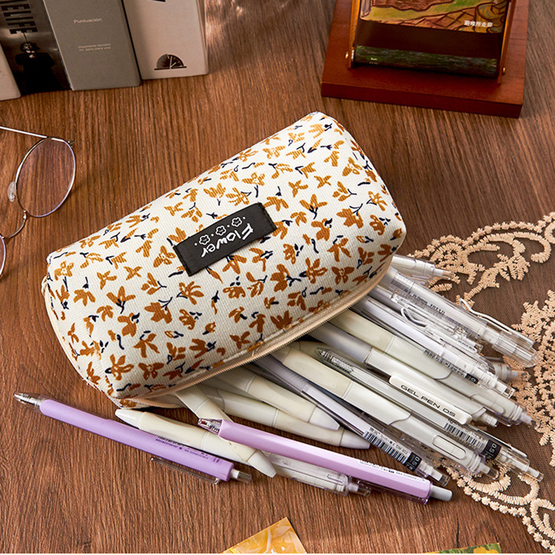 Tolltartó Kawaii Estuches Pochita tokok Trousse Escolares Írószer kellékek Corduroy Retro tolltartó Virágos tolltáskák Aranyos