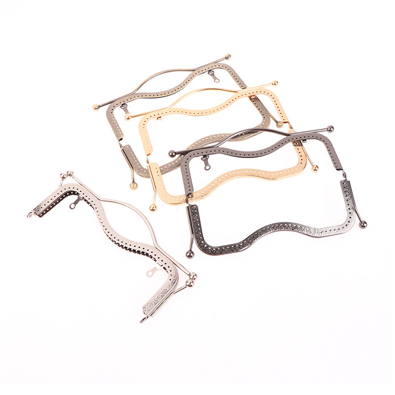 1vnt., 20,5x10,5 cm, madingi moteriški krepšiai, rankena, metalinė, „pasidaryk pats“ monetų rankinė, rankinė, rankinė, užsegimas, užraktas, arkos rėmas, krepšiai, priedai