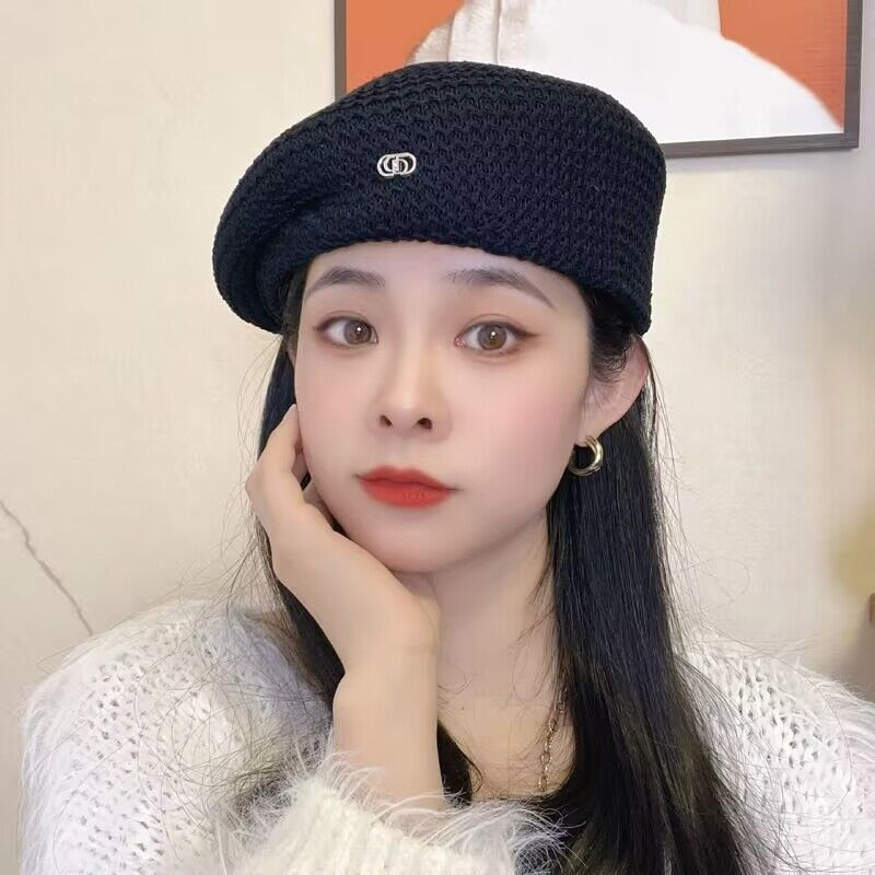 Moteriškos vasarinės kepuraitės nertos beretės kepuraitės Minkštos apleistos beretės kepuraitės nuo saulės Prašmatnios išpjovos beretės kepurės Megztos kepuraitės kepuraitės prancūziškos tapytojos kepurė