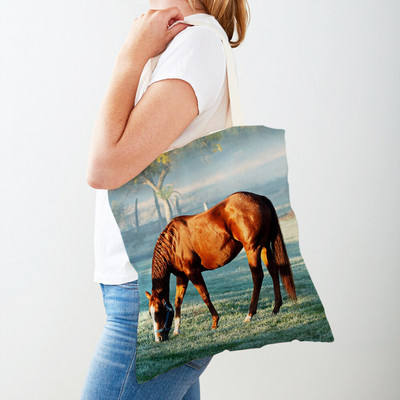 Alkalmi Horse Lady bevásárlótáska, kétoldalas nyomtatott újrafelhasználható vászon divatos vadon élő állatok utazási kézitáska női vásárlótáskáknak