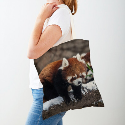 Vadállat aranyos piros panda női vászon bevásárlótáska, újrafelhasználható mindkét oldalon újrafelhasználható lány hölgy utazó válltáska kézitáska