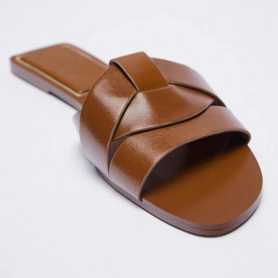 2023 Flat Bottom Slippers Designer με τα ίδια γυναικεία παπούτσια Καλοκαιρινές νέες παντόφλες υφασμένες με άνετα γυναικεία παπούτσια Casual