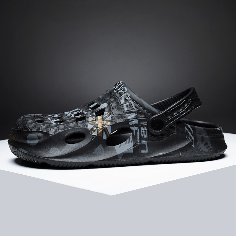 2023 nyári légáteresztő EVA szandálok férfi könnyű divatos papucsok kivágott strandcipők kényelmes sétacipők férfiaknak