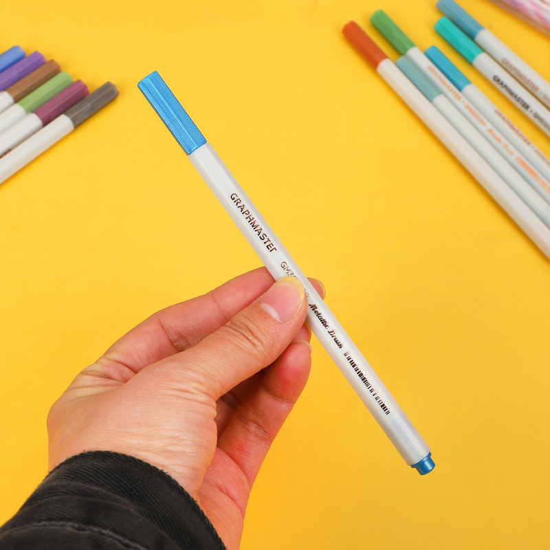 1 vnt. metalo spalvos pieštukas su šepetėliu Kūrybinis eskizas „pasidaryk pats“ piešimas iškarpų kūrimas amatų kortelių kūrimas žymekliai rašikliai mokykliniai reikmenys