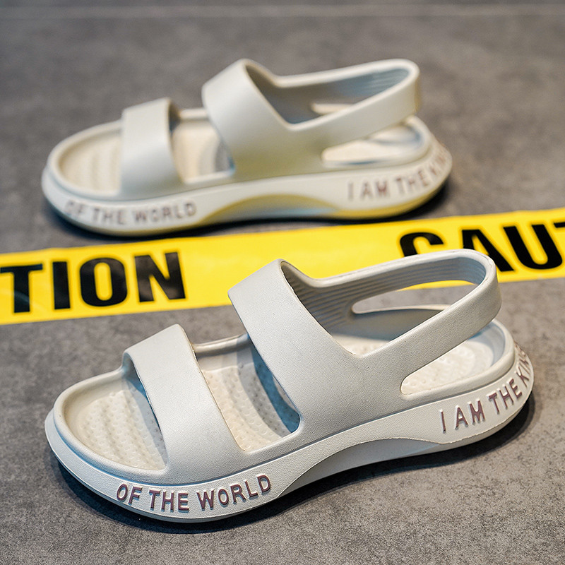 Divat Férfi Szandál Kényelmes Puha Alsó Nyári Cipők Csúszásmentes Alkalmi Strandcipők Férfi Slip on Cipők Nyitott orrú Kerti klumpák