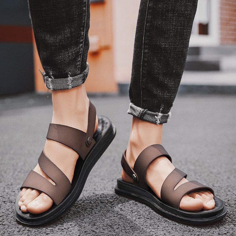 2023 ÚJ nyári szandálok Férfi Strandcipők Alkalmi nyaralás Cipők Vastag talpú kényelmes, légáteresztő csúszásmentes papucsok