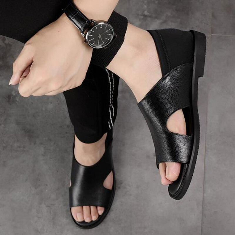 Stílusos férfi bőrszandálok fekete világos férfi nyári alkalmi római cipők könnyű puha, kényelmes férfi gladiátor szandálok