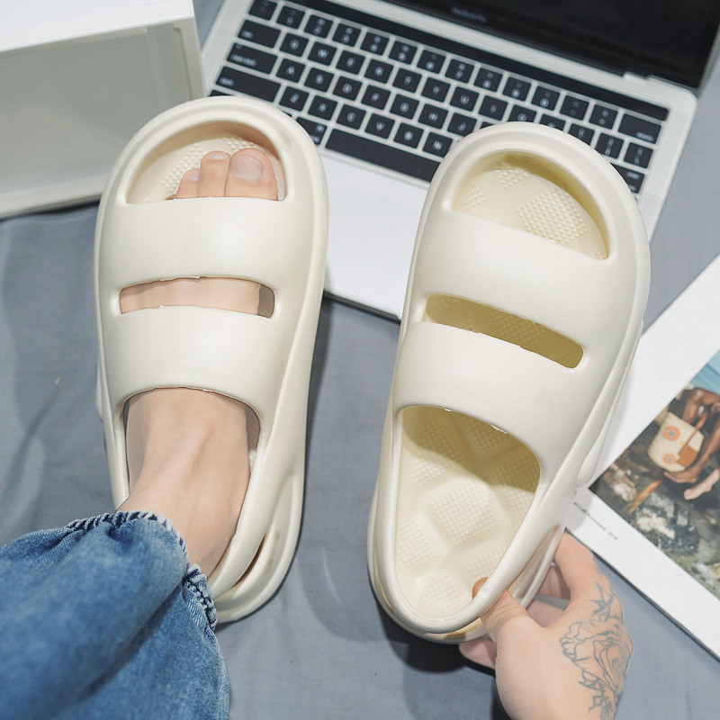 Szandálok Férfi Eredeti Cipők Férfi Nyári Szandál EVA Légáteresztő alkalmi tervezőnek Luxus Férj Sandles Flip Flop Papucs Férfi