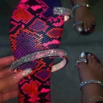 Секси дамски летни плоски чехли Обувка с кристали с отворени пръсти Римски плажни сандали Дамски джапанки Черни неплъзгащи се пързалки размер 35-43