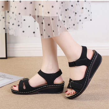 2023 Νέα παπούτσια Γυναικεία Σανδάλια Χοντρό κάτω μέρος Γυναικεία Παπούτσια Ανάλαφρα μαλακά γυναικεία παπούτσια Πόρπη για τον αστράγαλο Παπούτσια για περπάτημα ρετρό γυναικεία