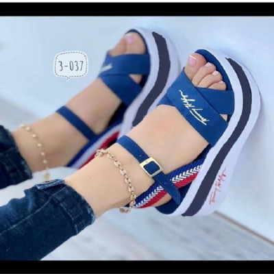 Γυναικεία παπούτσια με πλατφόρμα Wedges Casual 2023 Καλοκαιρινή αγκράφα Αντιολισθητικά πέδιλα παραλίας Zapatos Plus μέγεθος 35~43
