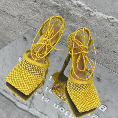 Σέξι Hollow Out Mesh Γυναικείες αντλίες Lace Up Σανδάλια Γυναικεία τετράγωνα δάχτυλα Ψηλοτάκουνα Καλοκαιρινή μόδα λουράκι αστραγάλου Ytmtloy