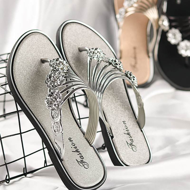 Női lapos papucsok divat alkalmi papucsok virág könnyű szandálok csúszásmentes parti strandcipők Chanclas Verano Mujer