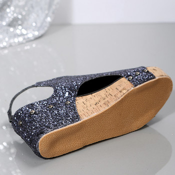 2023 Лято Новите ежедневни сандали на танкетка Дамски модни елегантни нехлъзгащи се токчета на платформа Гумена подметка Катарама с отворен пръст Римски обувки