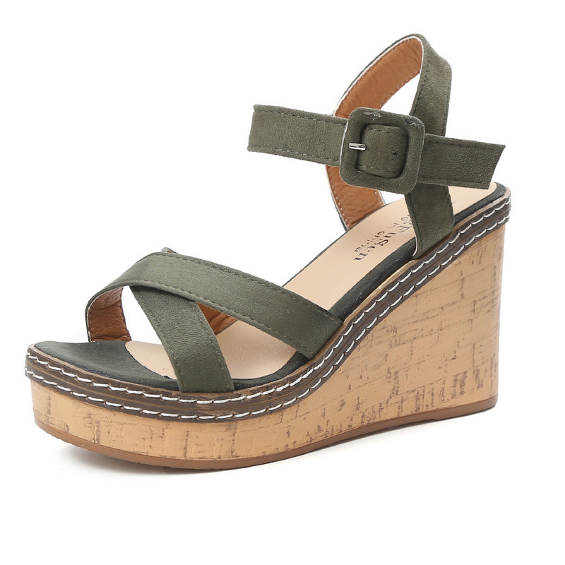 Új nyári női szandálok ékek Női szarvasbőr Követő szandálok magas ékek Peep Toe platform női cipők Zapatos De Mujer Zapatos