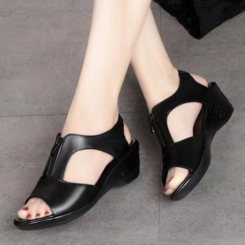 2023 Летни дамски обувки Сандали Сандали с отворени пръсти Дамски нехлъзгащи се обувки Дамски леки обувки на танкетка Дишащи Zapatos De Mujer