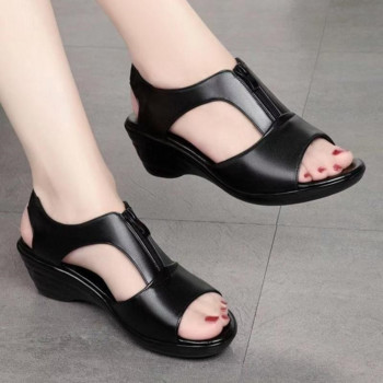 2023 Летни дамски обувки Сандали Сандали с отворени пръсти Дамски нехлъзгащи се обувки Дамски леки обувки на танкетка Дишащи Zapatos De Mujer