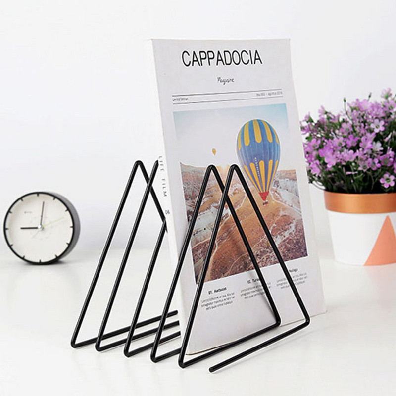 Háromszögű könyvtartó állvány Iron Art Könyvespolc Asztali tároló Könyvespolc Stabil Kreatív barkácsoló polc asztali dekoráció