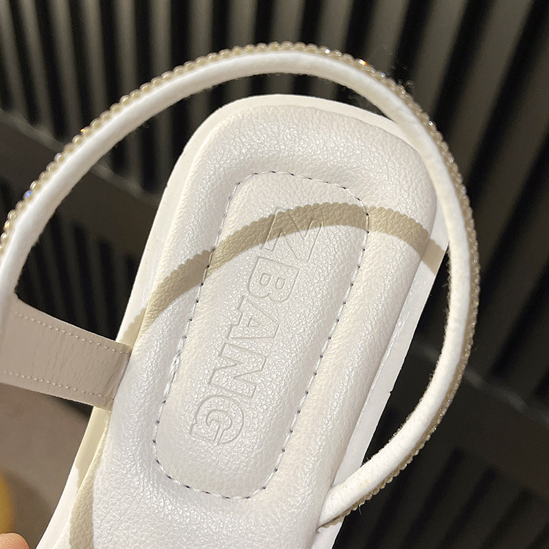 Új pillangós strassz szandál csipetnyi egyujjas csatos papucs női lapos aljú, nyitott orrú női cipő édes bebújós strandszandál