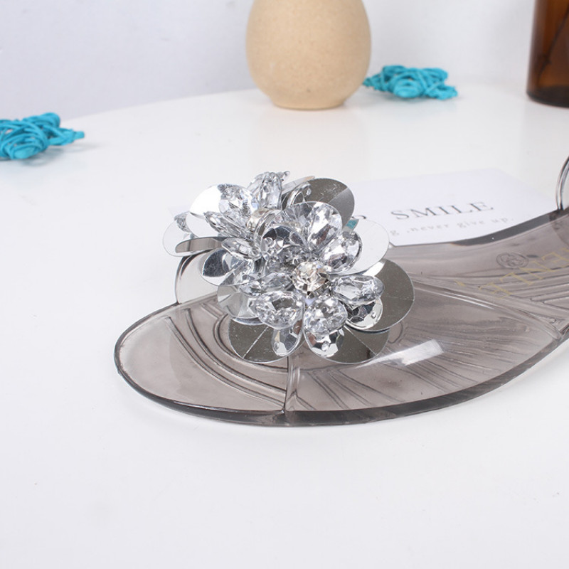 Átlátszó PVC szandál női 2023 nyári divat, kristály flitteres virág dizájn lapos cipők kültéri női pillangós hétköznapi szandálok