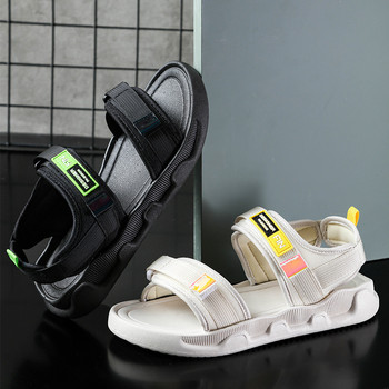 Сандали Дамски лято 2023 г. Маркова катарама Отвън Неплъзгащи се меки модни плажни удобни плоски сандали