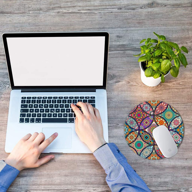 Kerek mandala egérpad, csúszásmentes, gumi talpú egérpad vízálló női irodai egérpad kis méretű, 7,9 x 7,9 hüvelykes