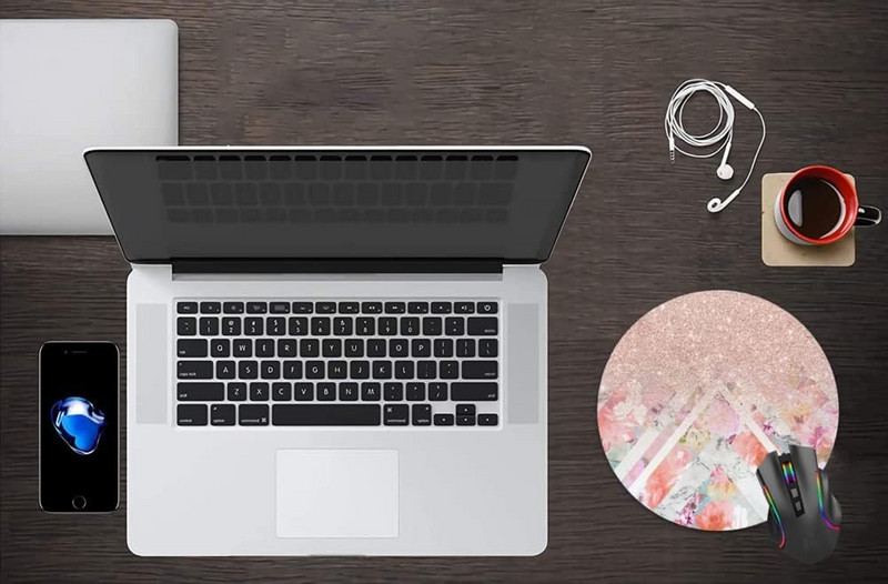 Rózsaarany csillogó virágos akvarell kerek egérpad csúszásmentes, gumi alapú egérpad laptopokhoz, női egérpad 7,9 x 7,9 hüvelykes