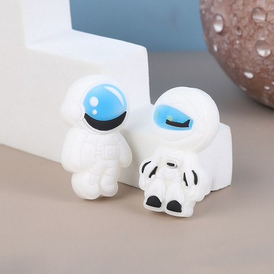 2 db Astronaut Eraser Kawaii írószer Borracha Escolar Fournitures Scolaires Gomme Gomas De Borrar aranyos radír gyerekeknek