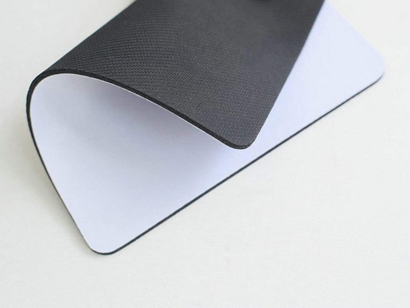 Голяма подложка за мишка Elephant Happy Mouse Pad Страхотна идея за подарък 9,5 X 7,9 инча Водоустойчива гума за лаптоп Компютърни игри Начало