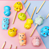 12 бр. Стационарни консумативи Карикатура Креативна острилка за моливи Коледни офис консумативи Kawaii Училищни аксесоари Ръчен инструмент