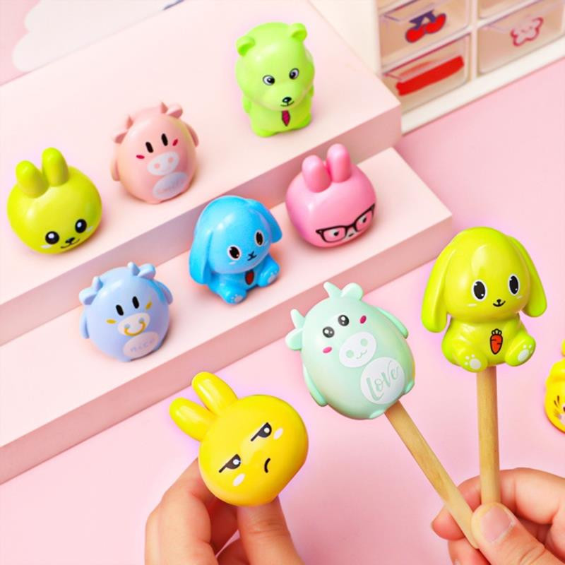 12 бр. Стационарни консумативи Карикатура Креативна острилка за моливи Коледни офис консумативи Kawaii Училищни аксесоари Ръчен инструмент