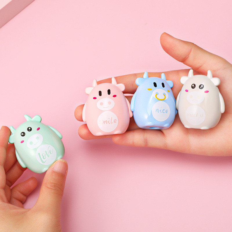 12 бр. Стационарни консумативи Карикатура Креативна острилка за моливи Коледни офис консумативи Kawaii Училищни аксесоари Ръчен инструмент