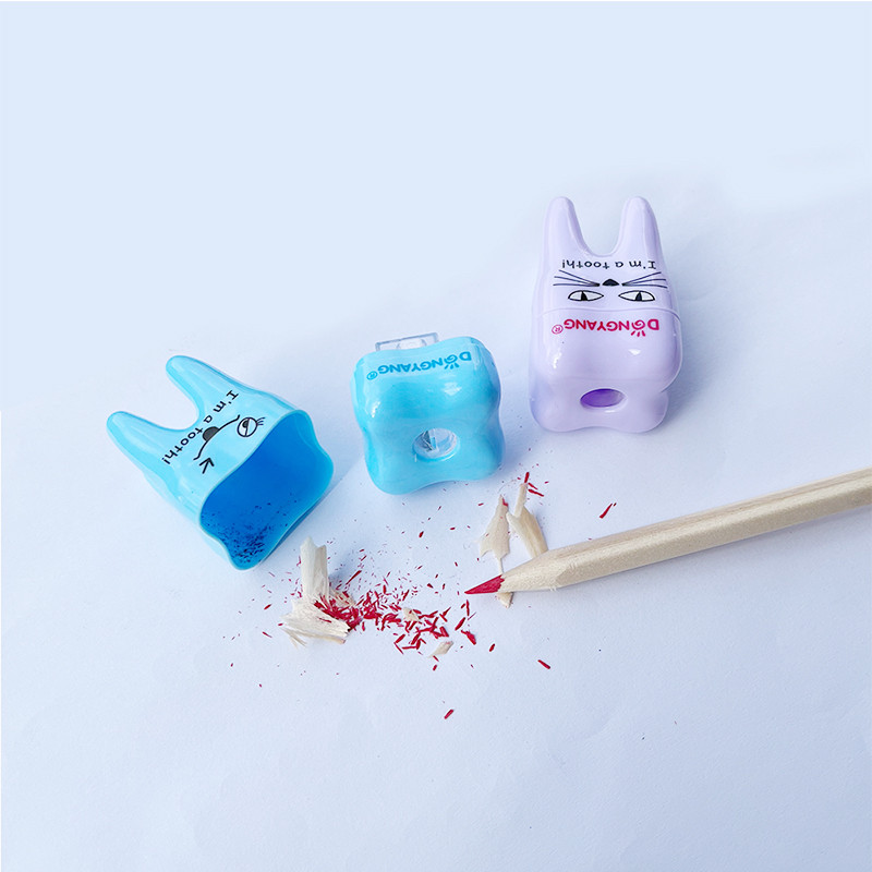 4 vnt./stal. Naujovė vaikiškų dantų formos pieštukų galąstuvas plastikinis kūrybingas spalvotas rašiklio pjaustytuvas vaikams Dovanos Kawaii raštinės reikmenys