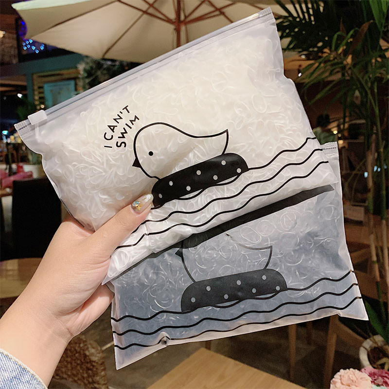 1000 бр./Опаковка Момичета Цветни малки гумени ленти за еднократна употреба Дъвка за конска опашка Задържане на скрънчи Ленти за коса Модни аксесоари за коса