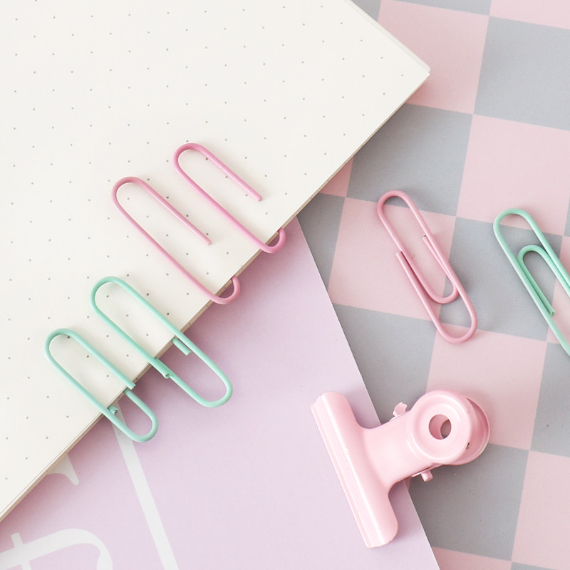 TUTU besplatna dostava 50 kom / 28 mm 32 mm slatke boje Spajalice za papir i pribadače Vinilna boja Novi držač ulaznice Pribor H0436