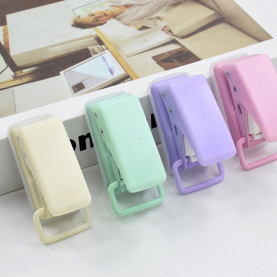 1pcs Single Ring Mini Hole Punch 1 Hole Cute Paper Punch Portable Round Hole Puncher Office School Binding Supplies Stationery