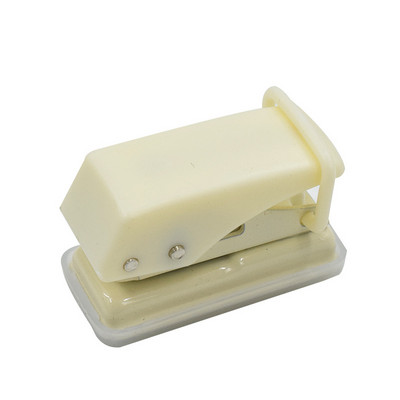 1 vnt. Vieno žiedo mini skylių perforatorius 1 skylutė mielas popieriaus perforatorius Nešiojamas apvalus perforatorius Biuro mokyklinio įrišimo reikmenys Kanceliarinės prekės