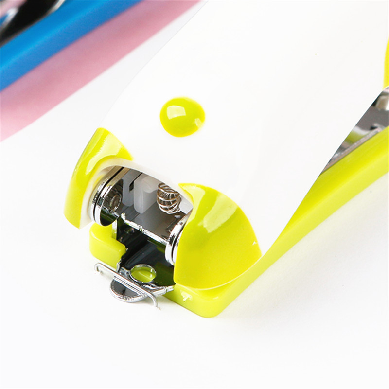 1 tk Panda multikas Mini klammerdaja koolitarbed kontoritarbed paberiklambriga köitmisköitja