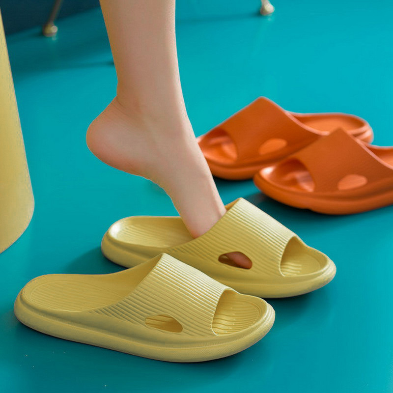 Moodsad Kodusussid meestele Slip On Flats Hotelli sisepõrand Lamedad jalanõud Naiste liumäed Suvised libisemiskindlad Peresandaalid Vannitoale