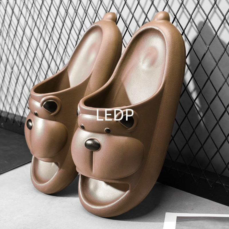 Нови чехли за мъже Модни външни плажни летни унисекс спортни обувки за двойка Баня Вътрешна къща Платформа Ежедневни мъжки чехли