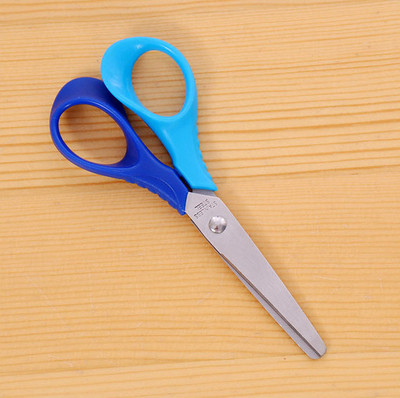 1 бр. Детски карикатурни безопасни ножици с кръгла глава с пластмасови Направи си сам ръчно изрязани от хартия дизайнерски канцеларски материали за детска градина