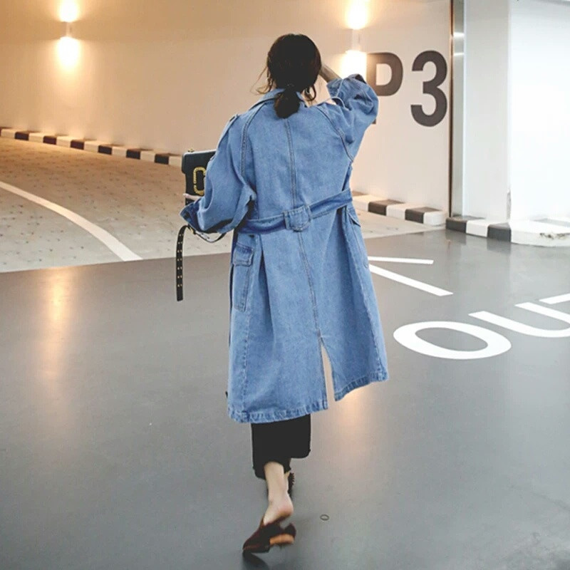 [EWQ] Дамски тренчкот с дълъг ръкав Връхни дрехи Красиви дамски дрехи Свободни палта 2023 Нова пролетна модна дънкова ветровка