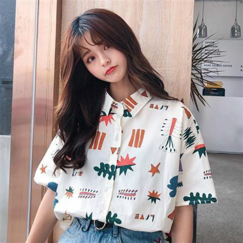 Košulje Žene Trendy Korean Style Chic Nove dame Top Friends Kratkih rukava Ljeto Ins Cvjetni Elegantna ženska bluza Opuštena Harajuku