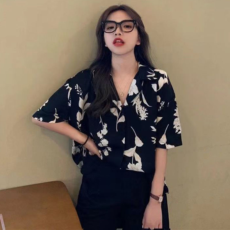 Xpqbb Ризи Дамски винтидж блузи с флорални щампи с назъбени блузи с къс ръкав Дамска блуза с копчета в колежански стил, лятна